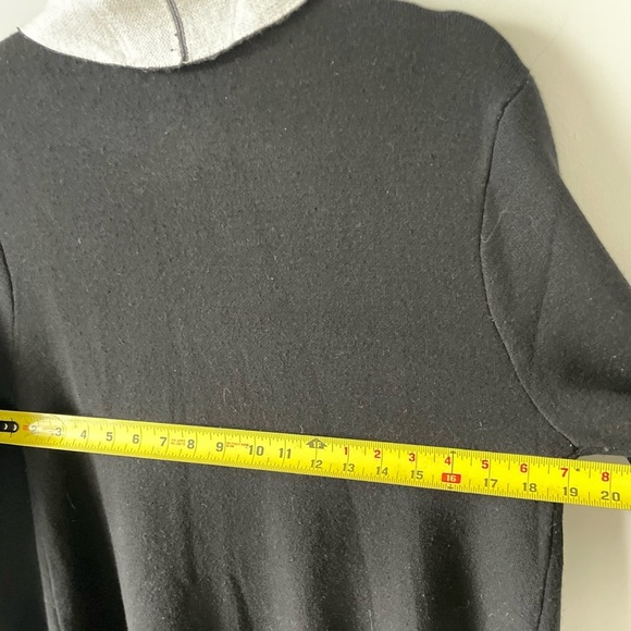 Maxsport, Women’s Medium, Black and Gray Open Front heavy cardigan duster - Picture 7 of 7